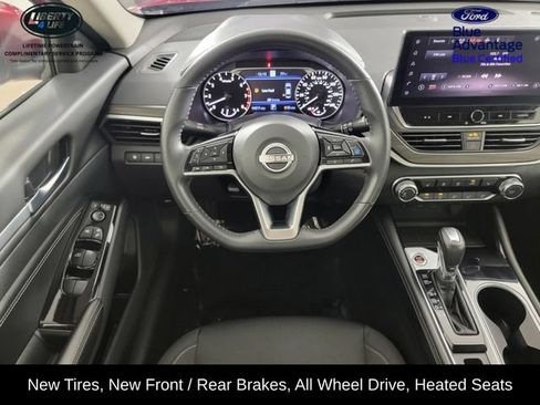 Used 2023 Nissan Altima 2.5 SV w/ SV Premium Package AWD/4WD image 24