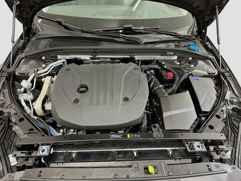 Used 2025 Volvo S60 B5 Core image 35