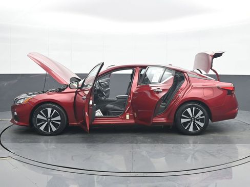 Used 2022 Nissan Altima 2.5 SV image 27