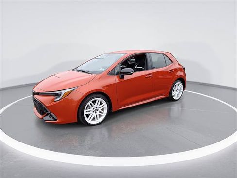 Certified 2026 Toyota Corolla SE FWD image 6