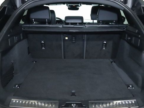 Certified 2025 Land Rover Range Rover Velar Dynamic SE image 35