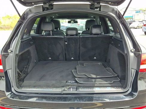 Used 2018 Mercedes-Benz GLC 300 4MATIC image 29