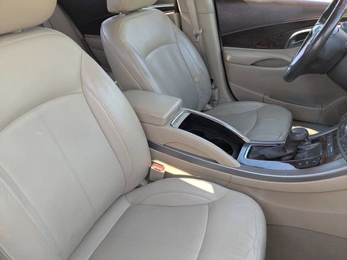 Used 2010 Buick LaCrosse CXS w/ Touring Package image 10