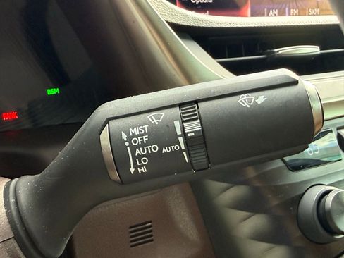 Used 2020 Lexus ES 300h w/ Premium Package FWD image 44