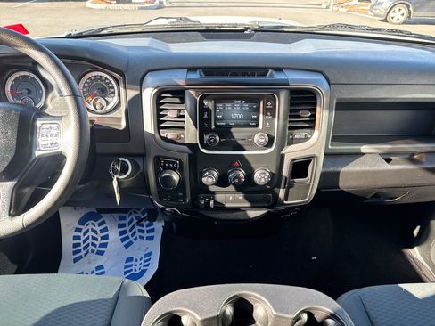 Used 2018 RAM 1500 Express w/ Express Value Package image 17