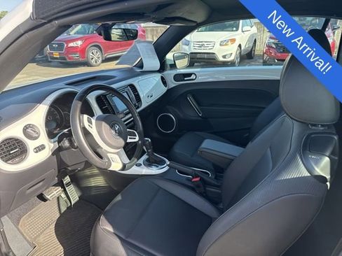 Used 2017 Volkswagen Beetle 1.8T S FWD image 10