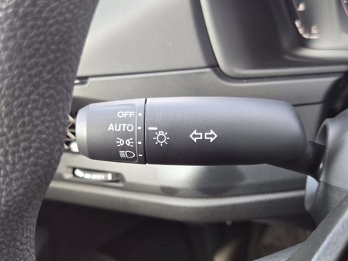 Used 2025 Honda Accord SE image 19