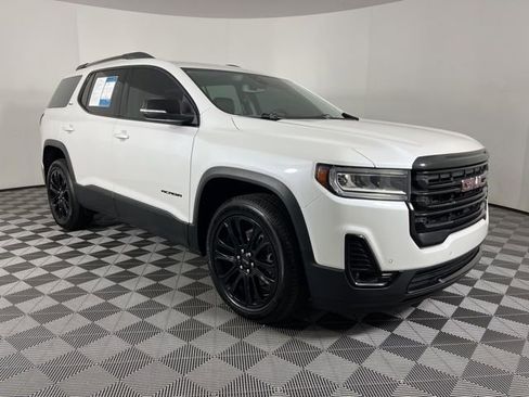 Used 2023 GMC Acadia SLT w/ Elevation Edition image 2