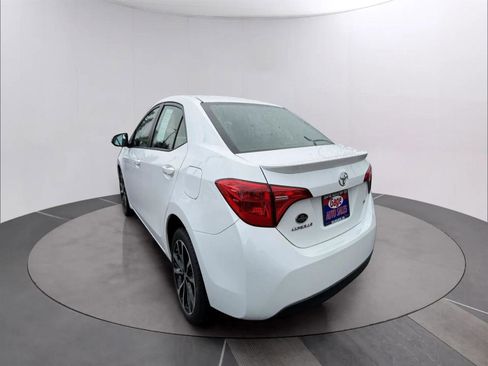 Used 2017 Toyota Corolla SE w/ Carpet Mat Package (TMS) image 4