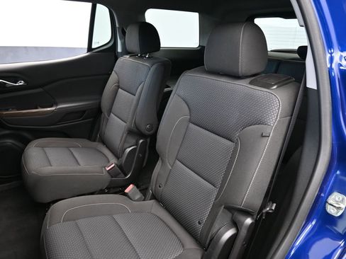 Used 2023 GMC Acadia SLE w/ Driver Convenience Package image 37