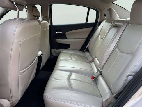 Used 2013 Chrysler 200 Limited FWD image 34