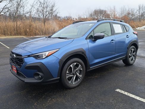 Used 2024 Subaru Crosstrek 2.0i Premium image 2
