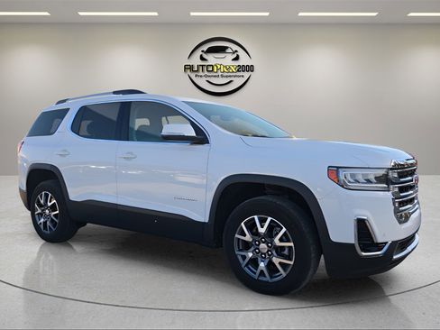 Used 2023 GMC Acadia SLT image 1
