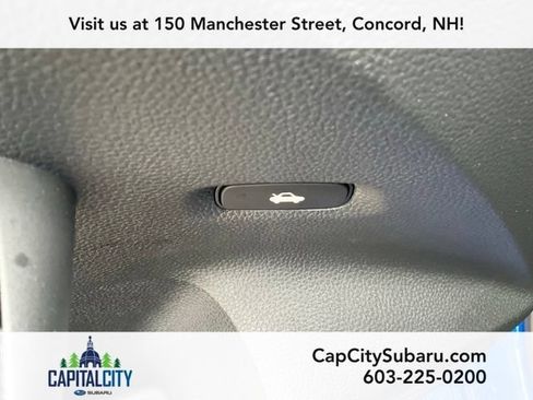 Used 2023 Honda Civic Touring image 11