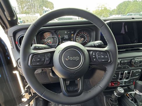 New 2026 Jeep Gladiator Rubicon AWD/4WD image 21