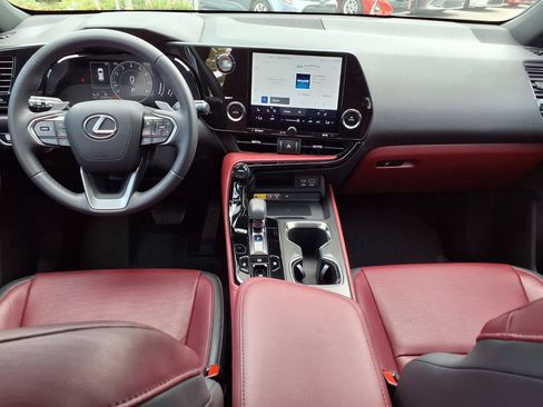Used 2024 Lexus NX 250 FWD image 18