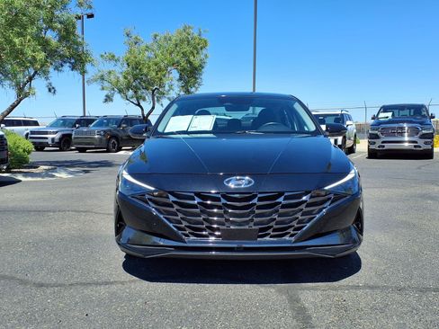 Certified 2023 Hyundai Elantra Limited FWD image 2