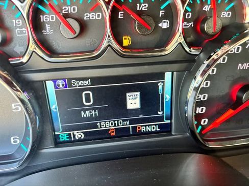 Used 2019 Chevrolet Tahoe Premier RWD image 23