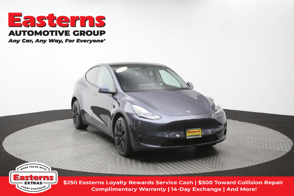 Used 2022 Tesla Model Y Long Range AWD/4WD image 46