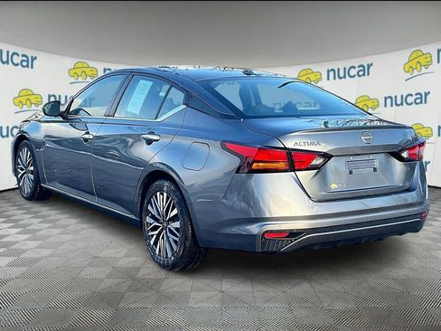 Used 2023 Nissan Altima 2.5 SV image 4