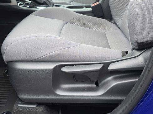 Used 2023 Toyota Corolla Cross AWD Hybrid w/ Moonroof Package image 24