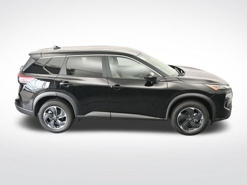 Used 2025 Nissan Rogue SV FWD image 23