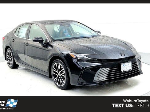 New 2026 Toyota Camry XLE image 1