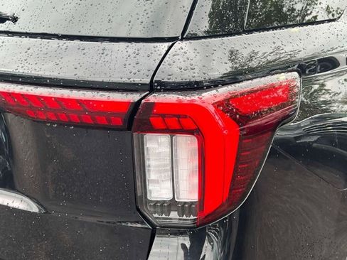 Used 2026 Ford Explorer ST-Line AWD/4WD image 12