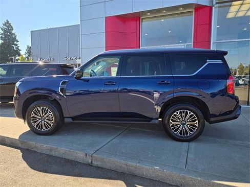 New 2025 Nissan Armada Platinum image 9