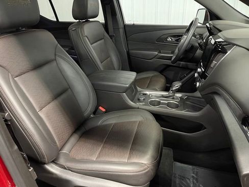 Used 2023 Chevrolet Traverse High Country image 19