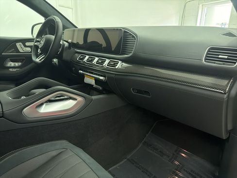 New 2026 Mercedes-Benz GLE 63 AMG S image 28