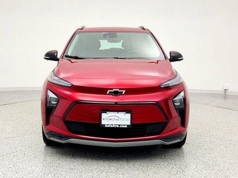 Used 2022 Chevrolet Bolt EUV Premier w/ Super Cruise Package image 2