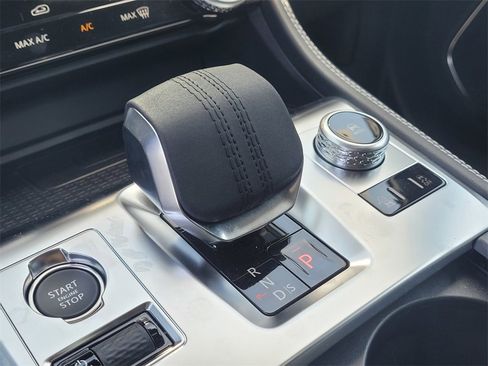 New 2025 Jaguar F-PACE R-Dynamic S image 14