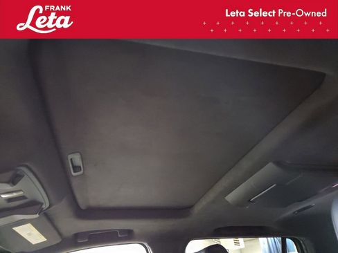 Used 2018 Cadillac Escalade Platinum image 15