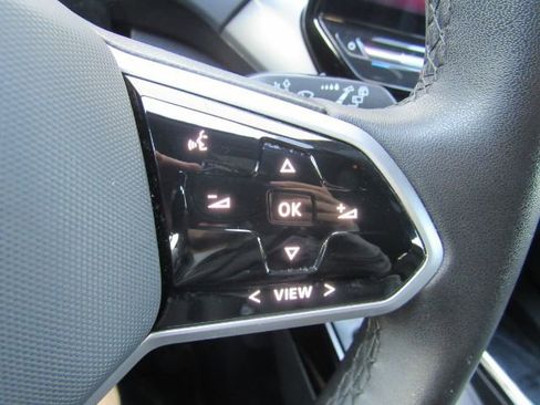 Used 2023 Volkswagen ID.4 S image 39