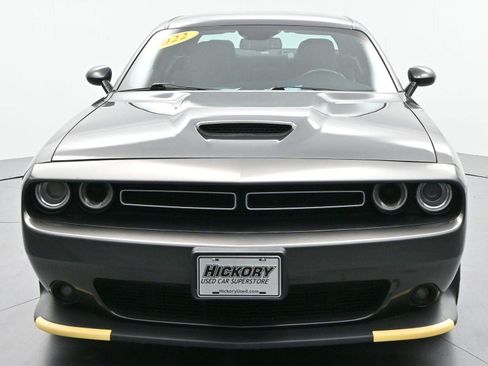 Used 2022 Dodge Challenger GT AWD/4WD image 2