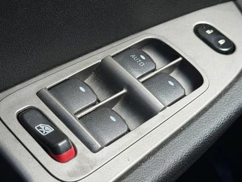 Used 2008 Chevrolet Malibu LTZ w/ Rear Power Package FWD image 7