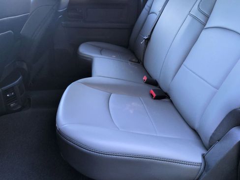 New 2026 RAM 2500 Tradesman AWD/4WD image 19