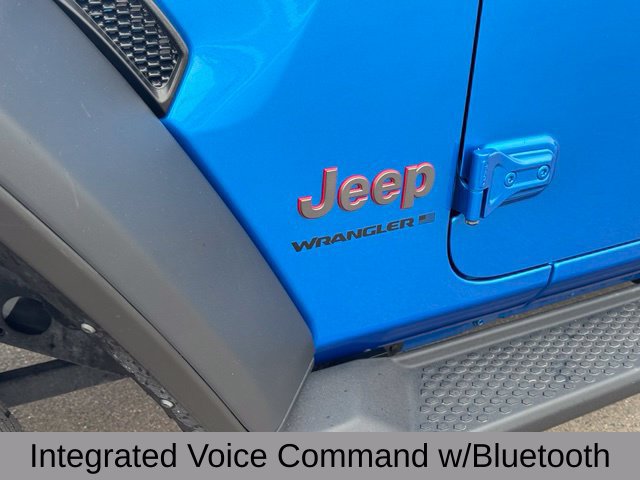Certified 2024 Jeep Wrangler Unlimited Rubicon w/ Technology Group AWD/4WD image 15