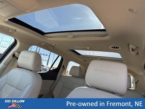 Certified 2021 GMC Acadia Denali w/ Denali Ultimate Package AWD/4WD image 15