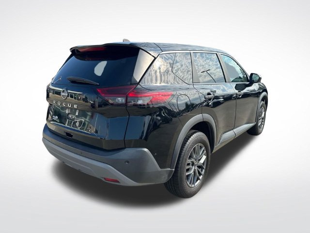 Used 2023 Nissan Rogue S FWD image 10