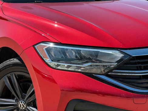 Used 2023 Volkswagen Jetta SE FWD image 10