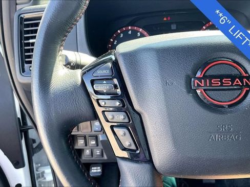 Used 2024 Nissan Frontier PRO-4X w/ Technology Package AWD/4WD image 11