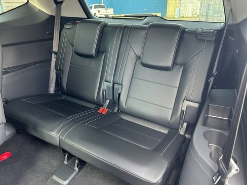 Used 2022 Volkswagen Atlas SE AWD/4WD image 32