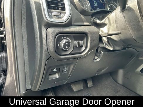 Used 2026 RAM 1500 2WD Crew Cab image 18