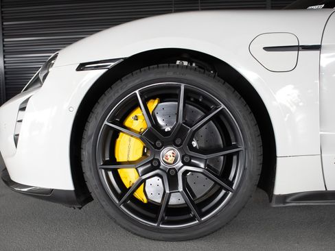 Certified 2022 Porsche Taycan Turbo S AWD/4WD image 13
