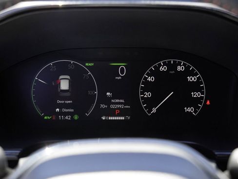 Used 2025 Honda CR-V Sport Touring image 11