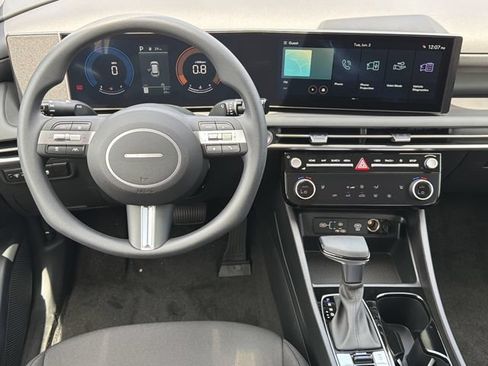 New 2026 Hyundai Tucson SEL FWD image 23