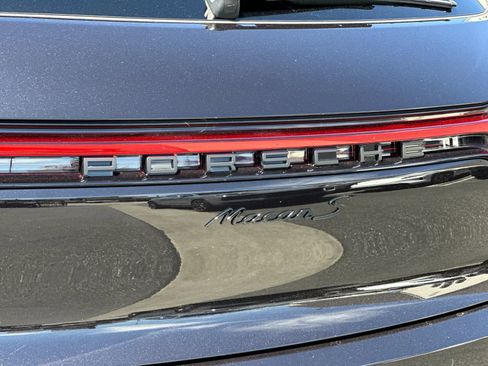 New 2026 Porsche Macan S AWD/4WD image 32