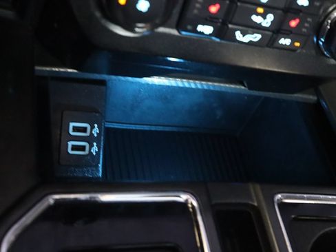 Used 2019 Ford F150 XLT w/ Equipment Group 302A Luxury AWD/4WD image 60
